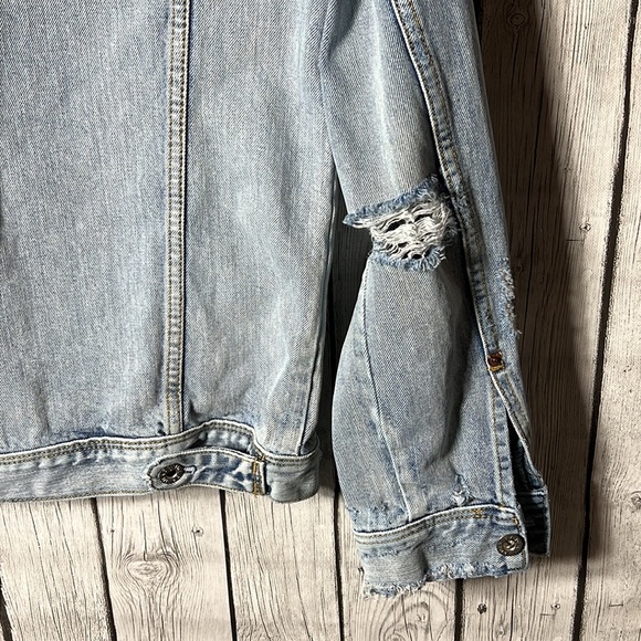 H&M x Coachella distressed/destroyed jean jackets size small - Picture 15 of 16